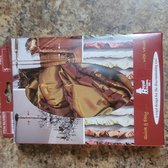 Chain or cord cover - Picture 1 of 2